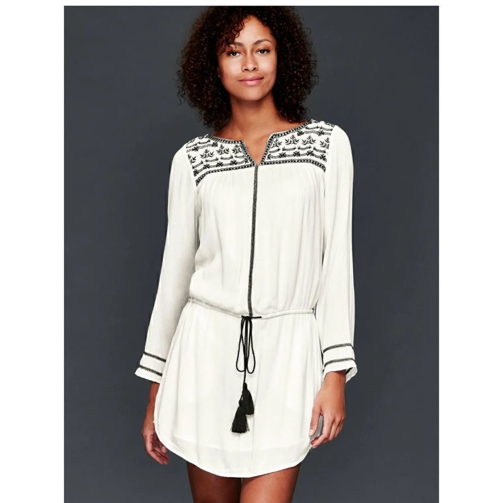 GAP | Long Sleeve Embroidered Drawstring Dress 177969 | S